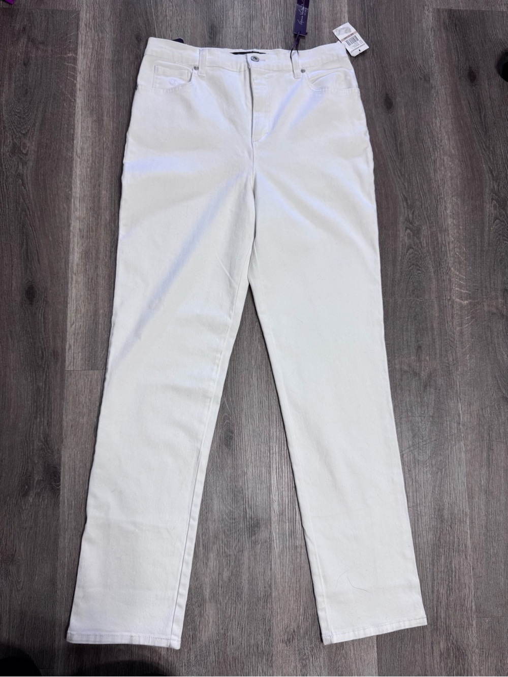 Gloria Vanderbilt Crisp White Straight Leg Jeans